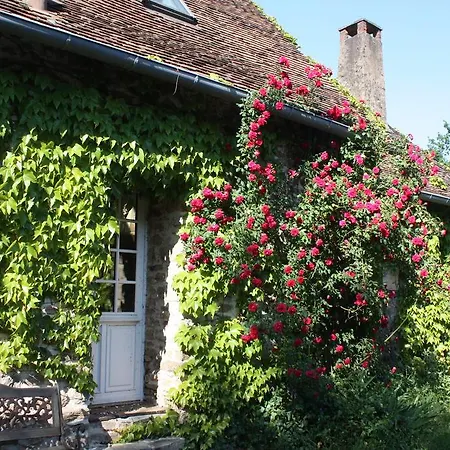 D'hotes Puy La Brune Bed & Breakfast La Coquille