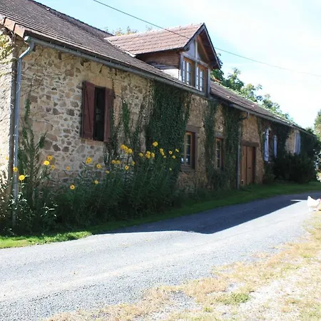 D'hotes Puy La Brune Bed & Breakfast
